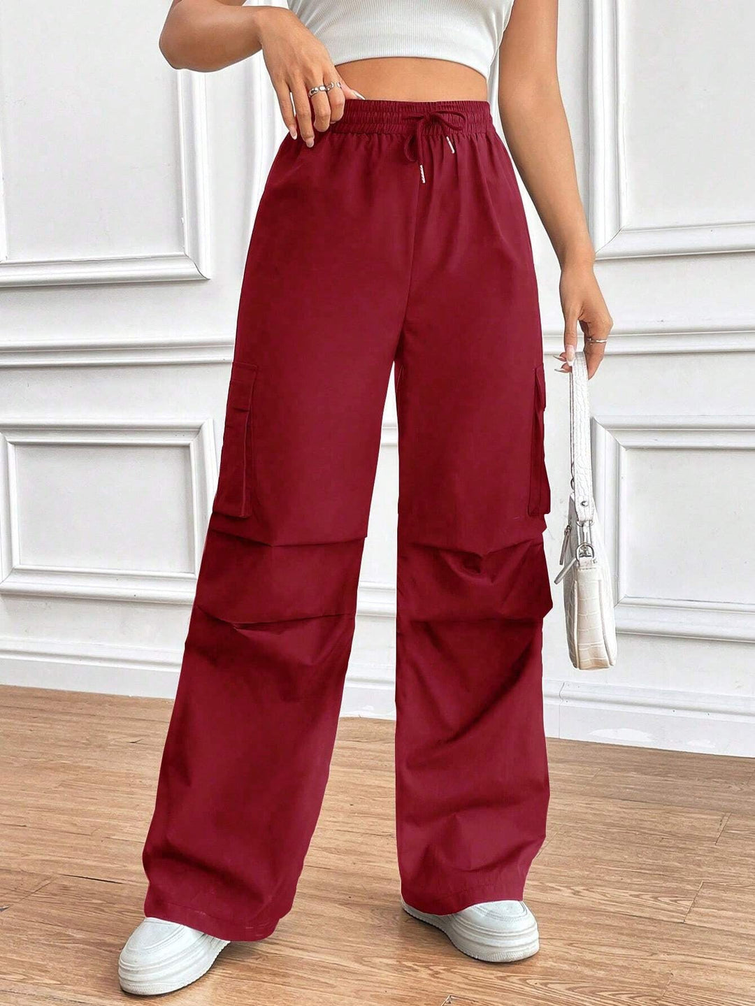 Damen Cargo-Hose mit hochmodernem Schnitt und praktischen Taschen W&W Mode