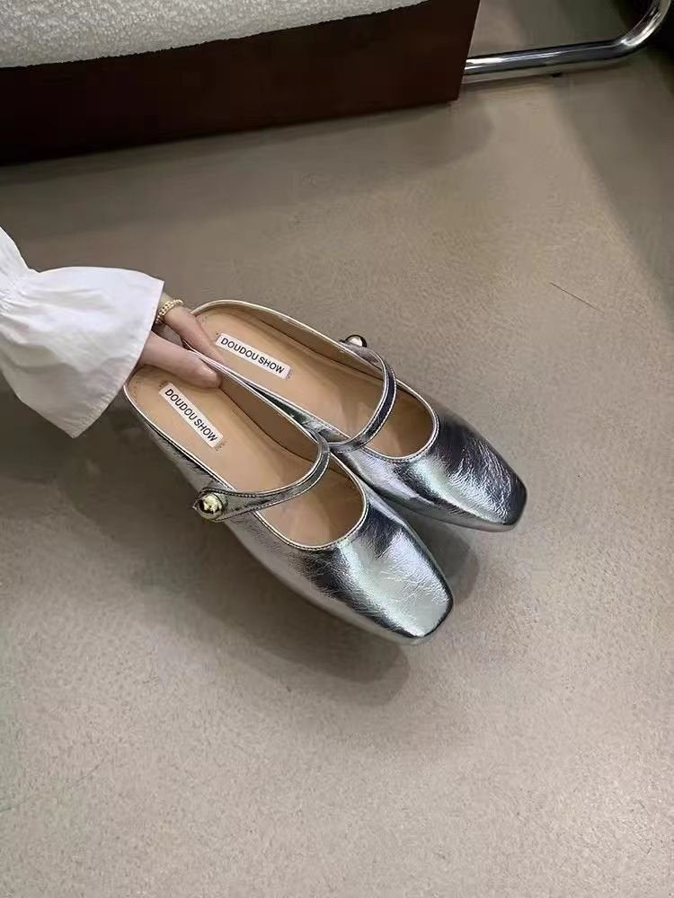 Damen Stilvolle Ballerinas mit glänzendem Obermaterial und eleganter Schnalle W&W Mode