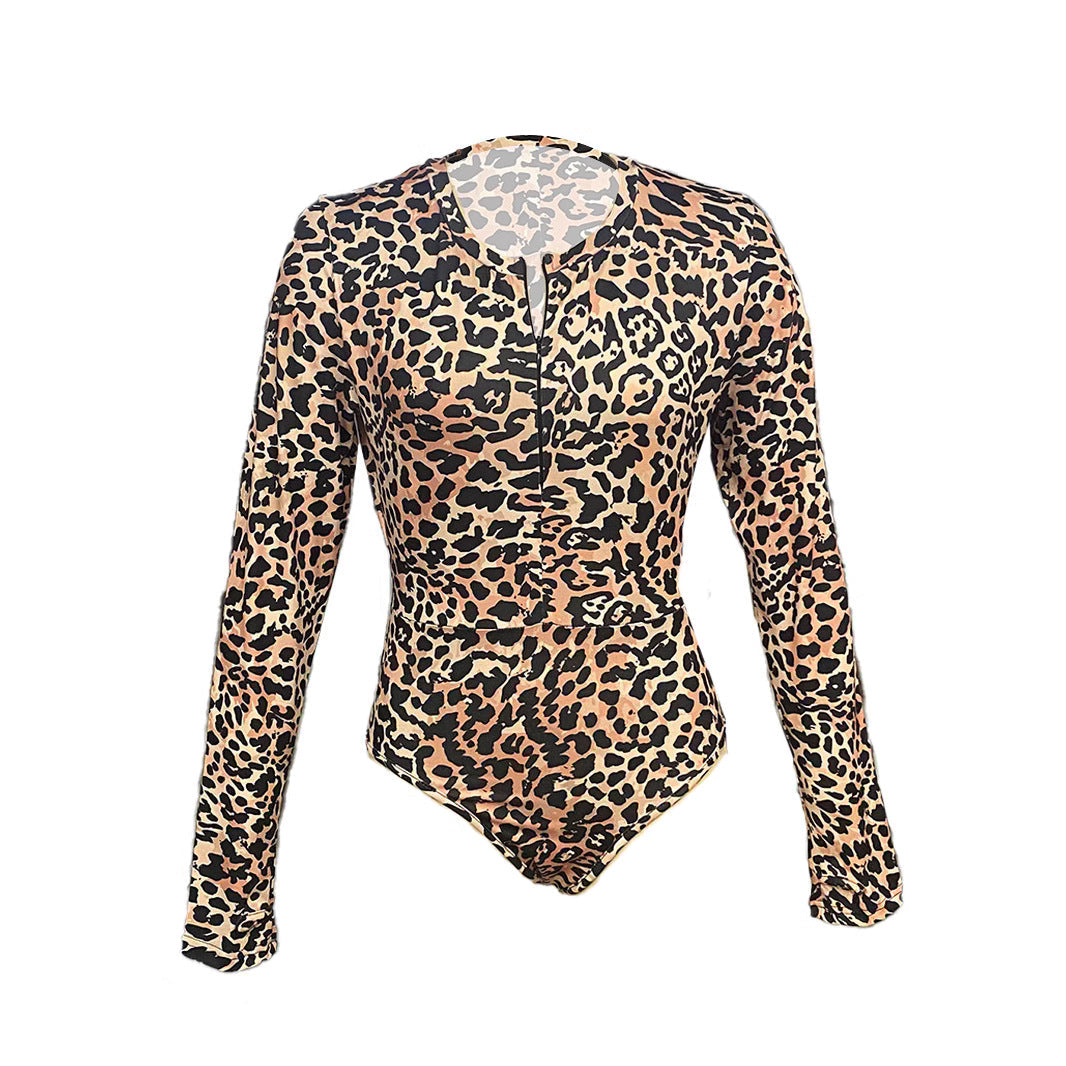 Damen Langarm Body mit aufregendem Leopardenmuster W&W Mode