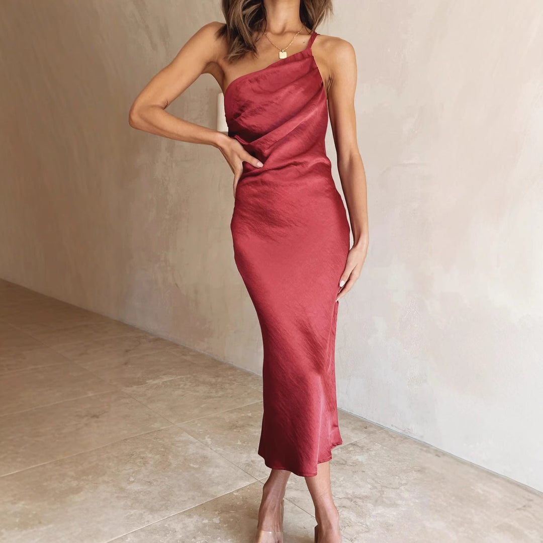 Damen Elegantes und fließendes Abendkleid mit asymmetrischem Ausschnitt W&W Mode