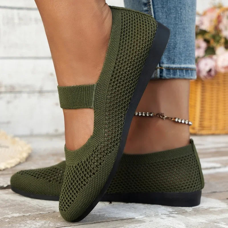 W&W Mode | Bequeme Schuhe mit Riemen