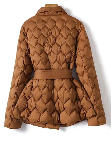 W&W Mode | Elegante Daunenjacke Mit Gürtel
