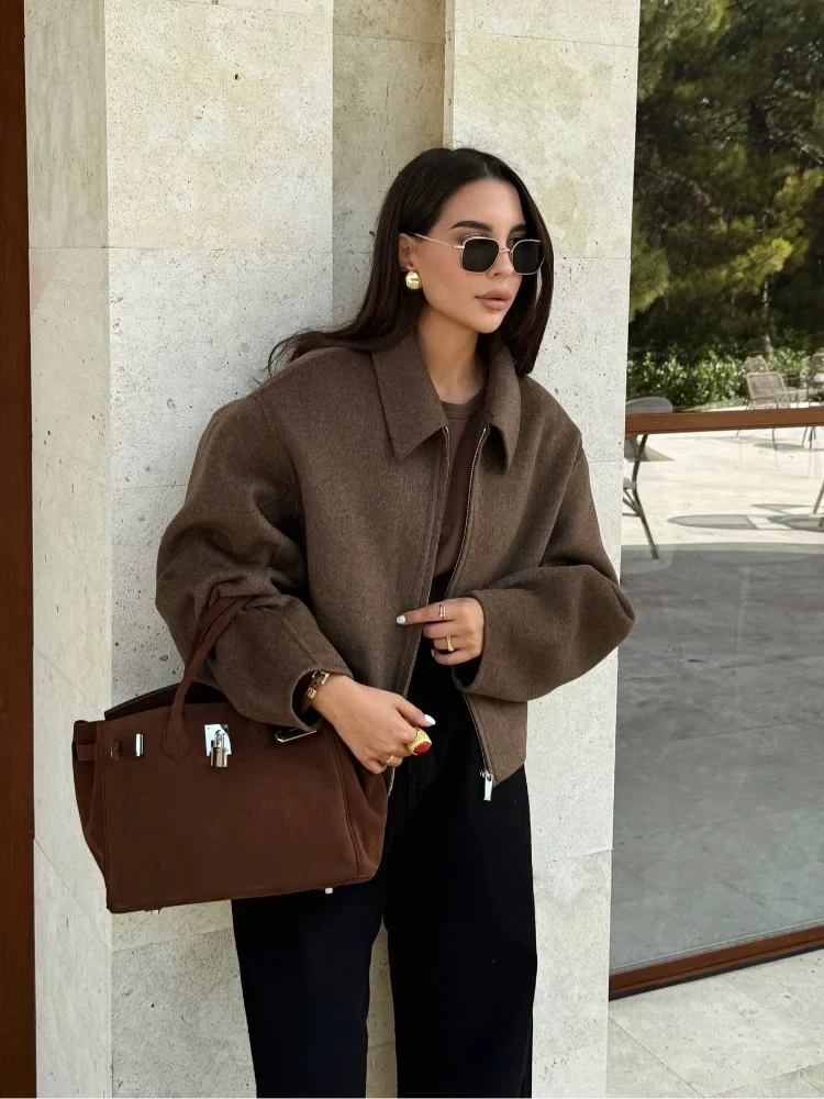 W&W Mode | Braune Wolljacke Für Damen Mit Elegantem Kragen