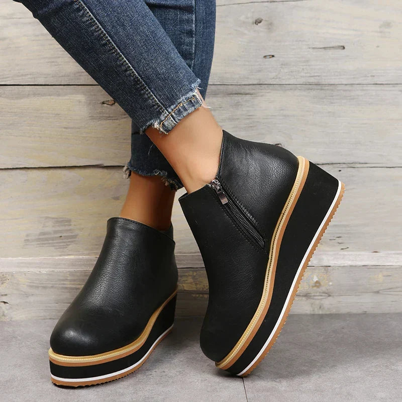 Damen Stiefeletten mit seitlichem Reißverschluss und Plateausohle