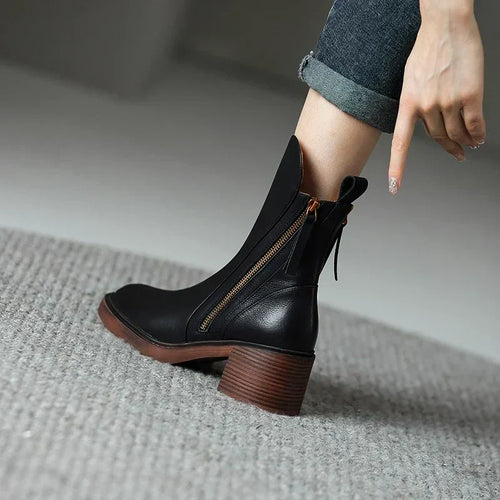 W&W Mode | Elegante Lederstiefeletten von Ladivania