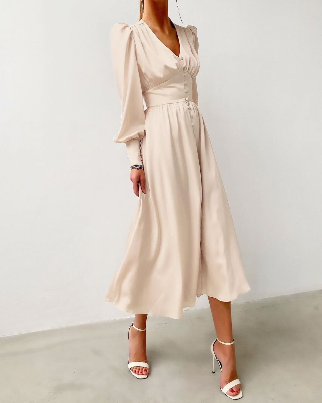 W&W Mode | Elegante Satinkleider