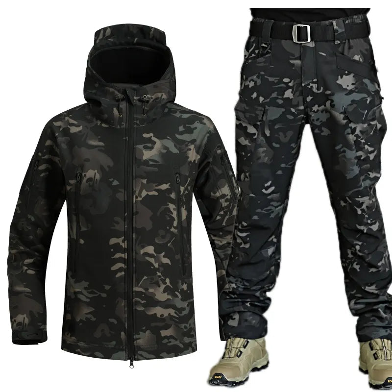 W&W Mode | Stilvolle Multifunktionale Wasserdichte Jacke (+ Kostenlose Hose)