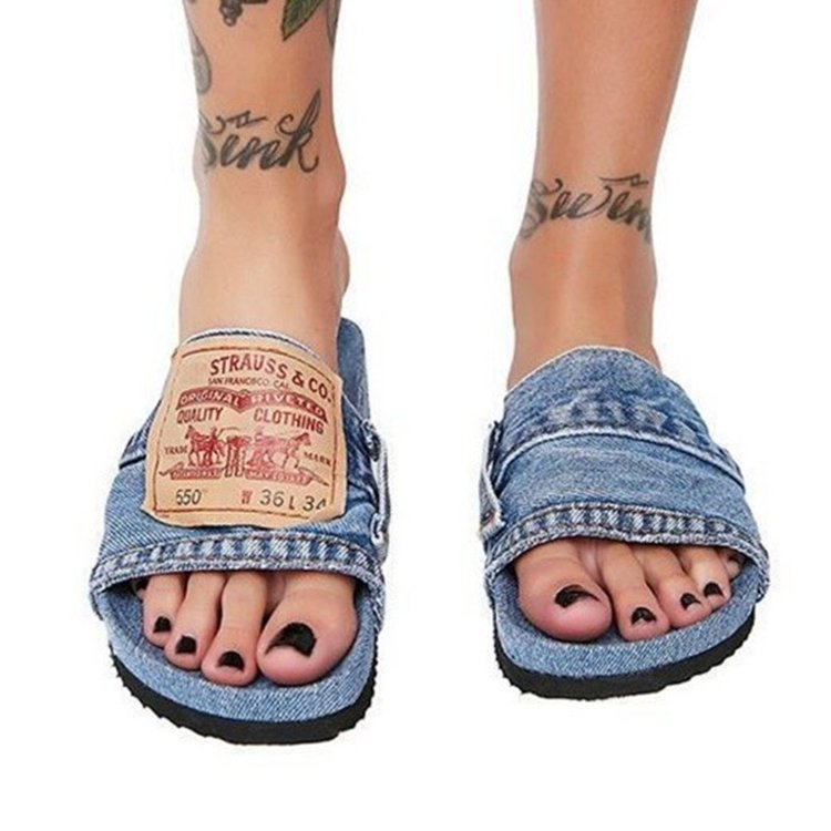 Damen-Sandalen mit filigranen Riemen
