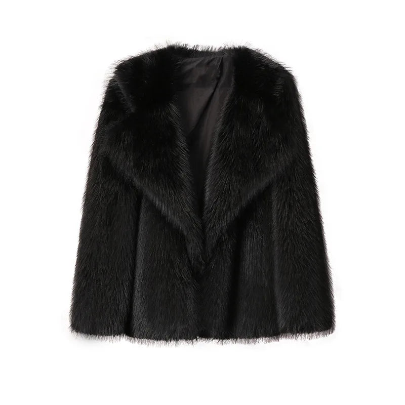 W&W Mode - Schlanker Faux Fur Mantel