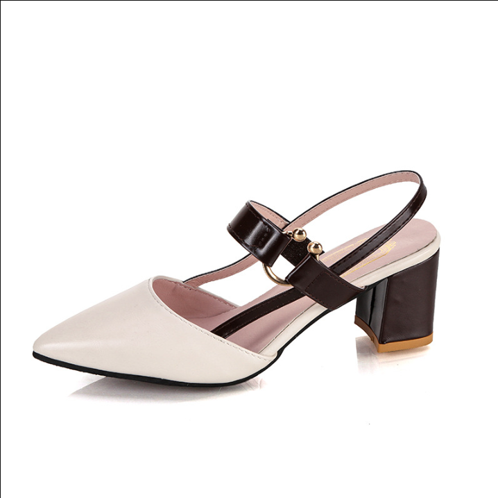 W&W Mode | zulaufende Blockabsatz-Schuhe für Frauen