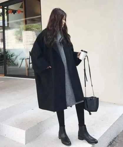 Oversize-Wolltrenchcoat mit elegantem Design