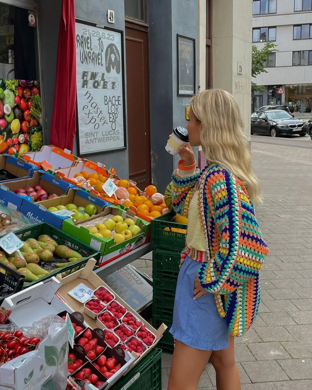 W&W Mode | Bunte gehäkelte Strickjacke