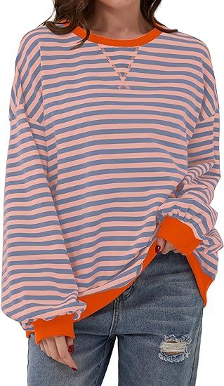 W&W Mode | Gestreiftes Sweatshirt in Kontrastierenden Farben