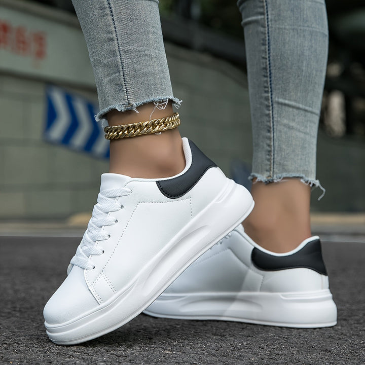 W&W Mode | Saubere Weiße Ledersneaker Für Damen, Weiß