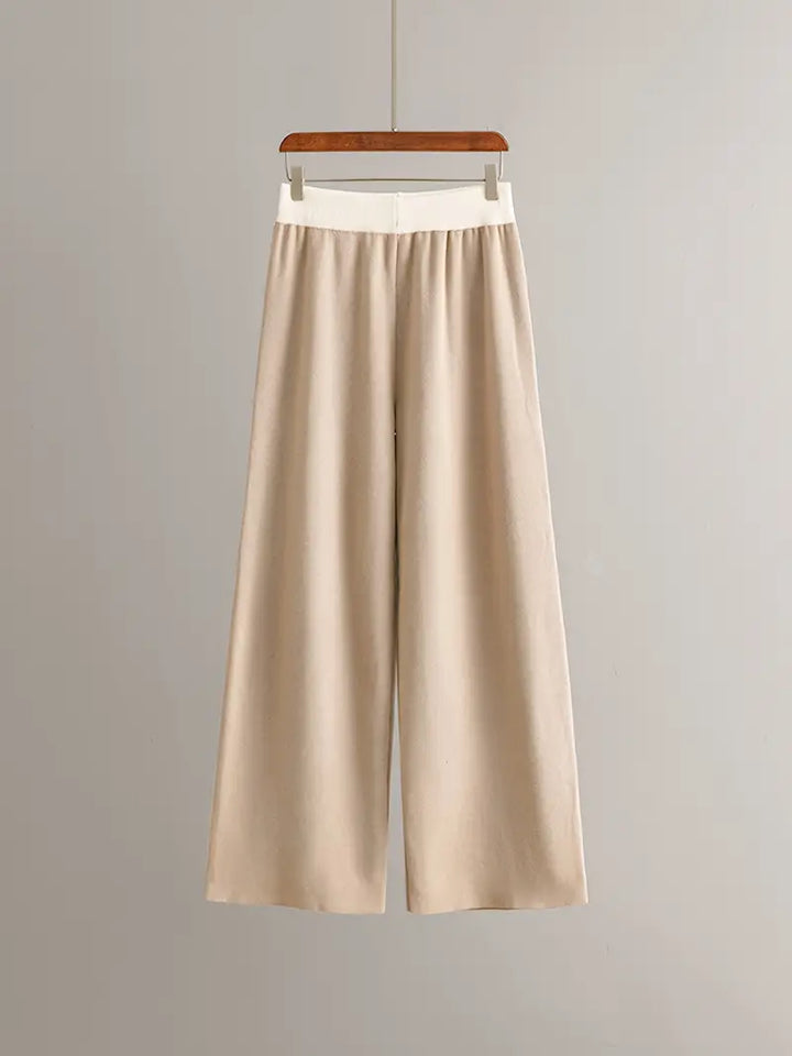 W&W Mode | Stilvolles Set Aus Langärmligem Strickoberteil Und Hose Mit V-Ausschnitt