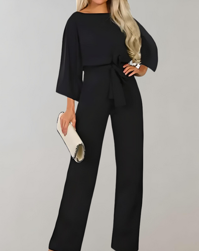 W&W Mode | Wunderschön passender Jumpsuit mit halblangem