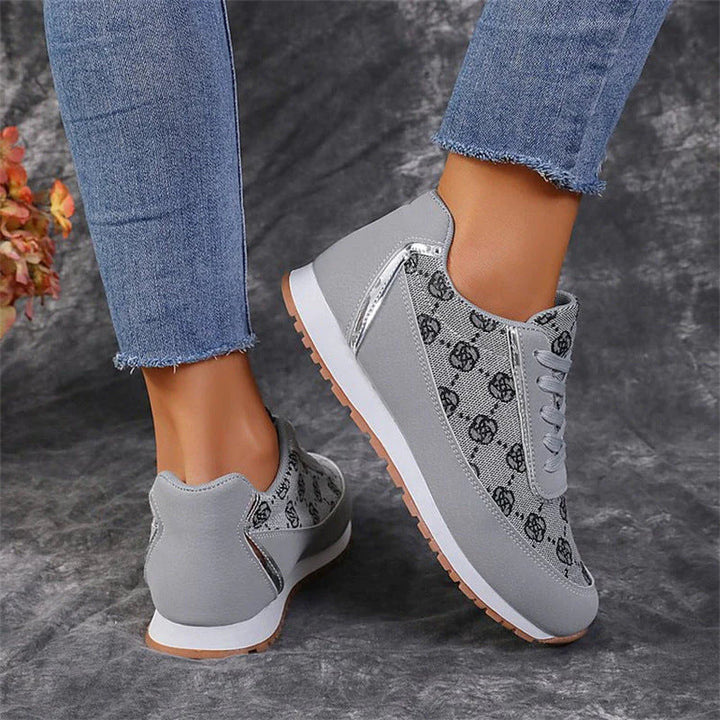 W&W Mode | Bequeme Flache Schuhe mit Blumenduschen