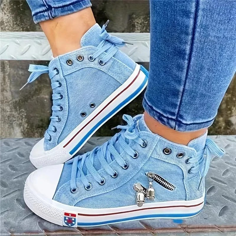 W&W Mode | Urban Sneaker Look mit Jeans und Reißverschluss