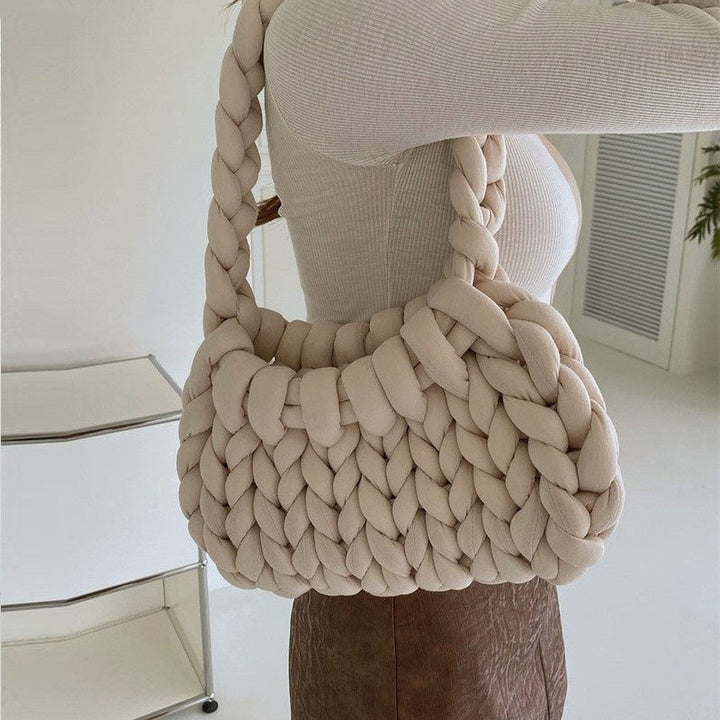 Damen Tasche aus handgewebtem Material