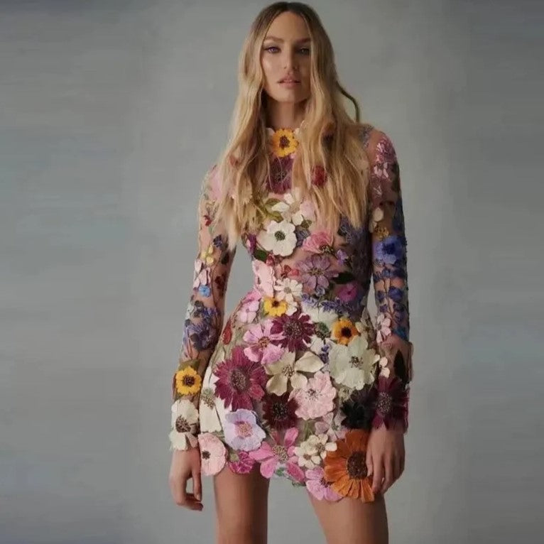 Damen Minikleid mit floralen Applikationen und durchscheinender Optik