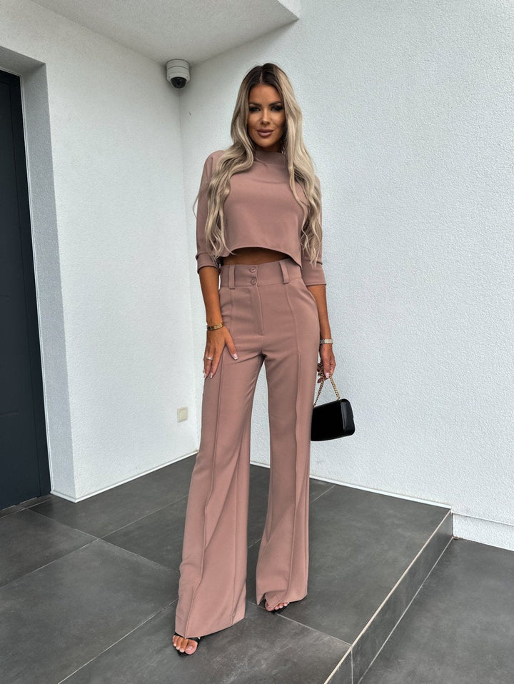 Damen Jumpsuit mit angenehmer Passform für festliche und legere Anlässe