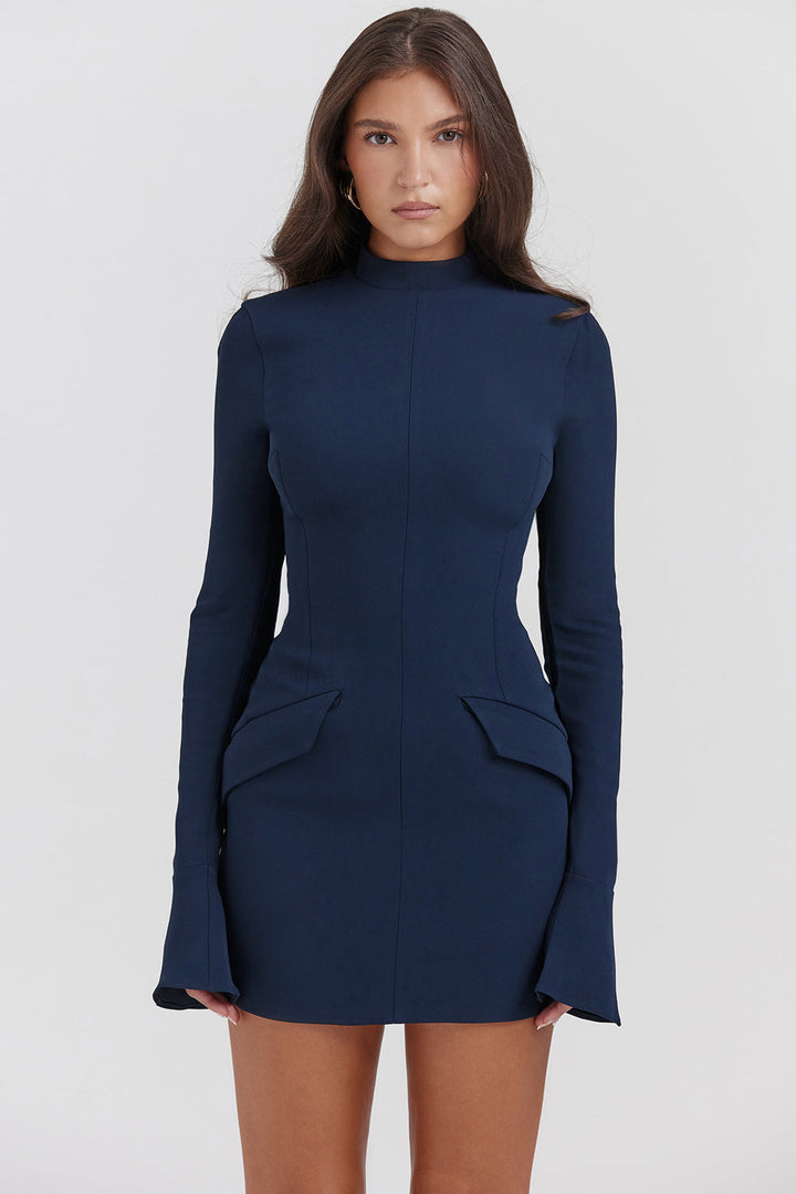 W&W Mode | Stilvolles, Figurbetontes Kleid