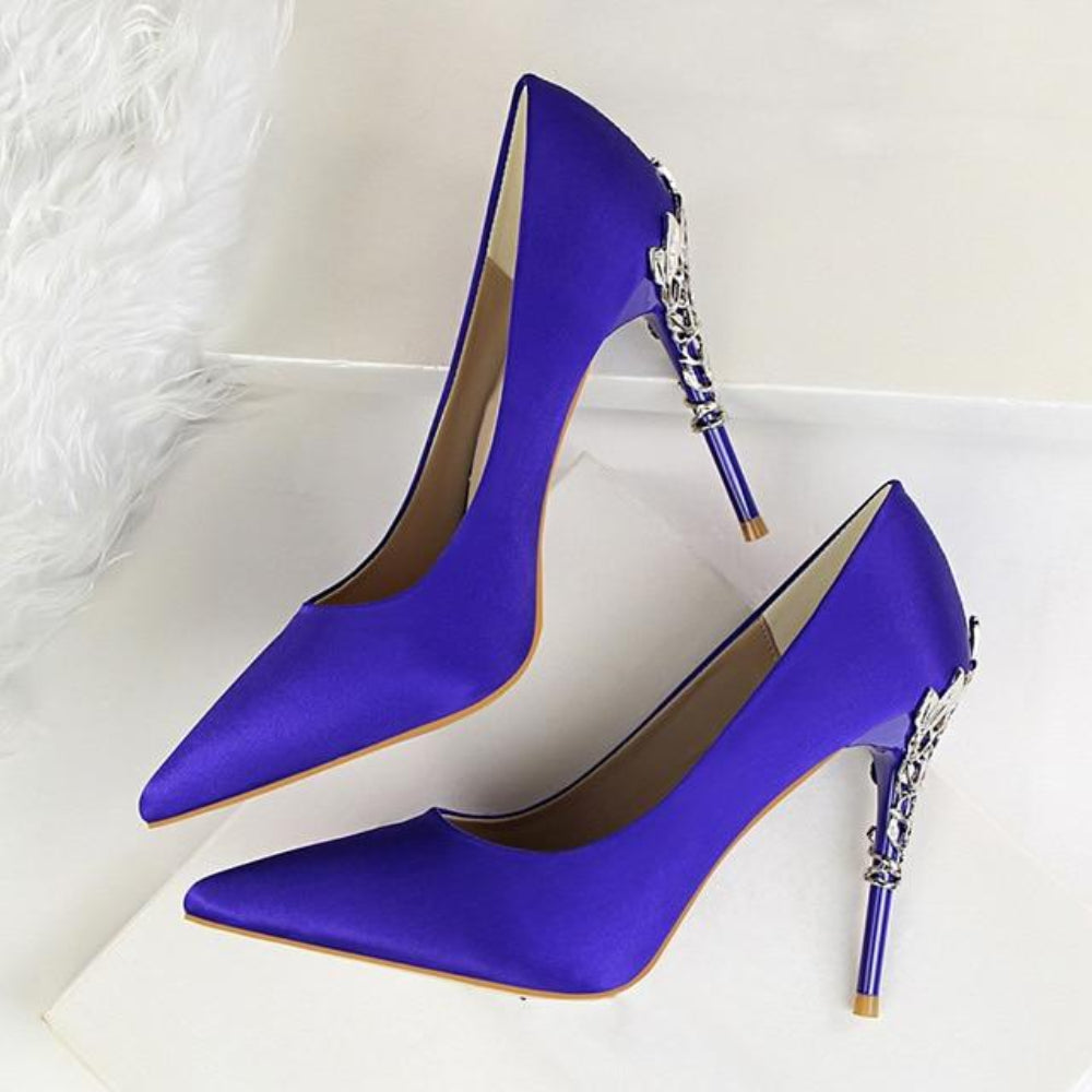 Damen Pumps mit dekorativem Metalldesign