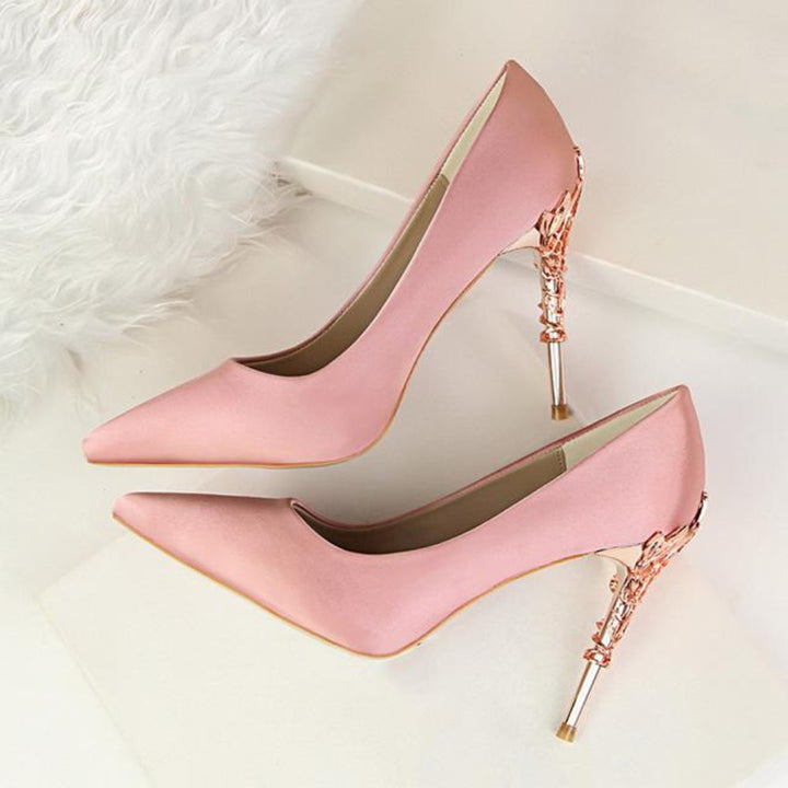 Damen Pumps mit dekorativem Metalldesign