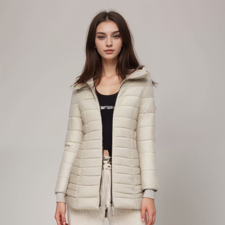W&W Mode – Stylischer Langer Mantel mit Weichem Innenfutter und Kapuze