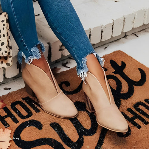 W&W Mode | Bequeme Stiefelette mit Trendigem Blockabsatz für Luxuriösen Style