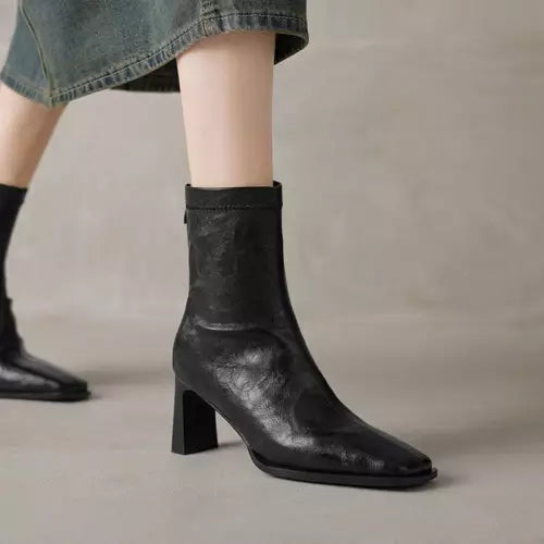 W&W Mode | Ankle Boots Damen mit quadratischer Spitze - hohe Absätze, bequem und langlebig