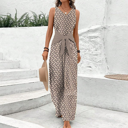 W&W Mode | Ärmelloser Jumpsuit mit Rundhalsausschnitt.